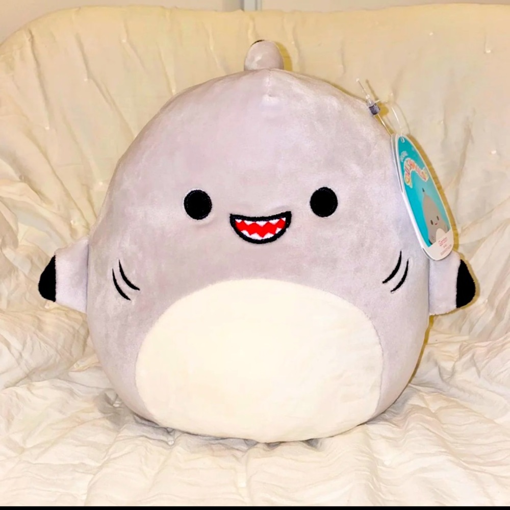 Gordon the shark squishmallow